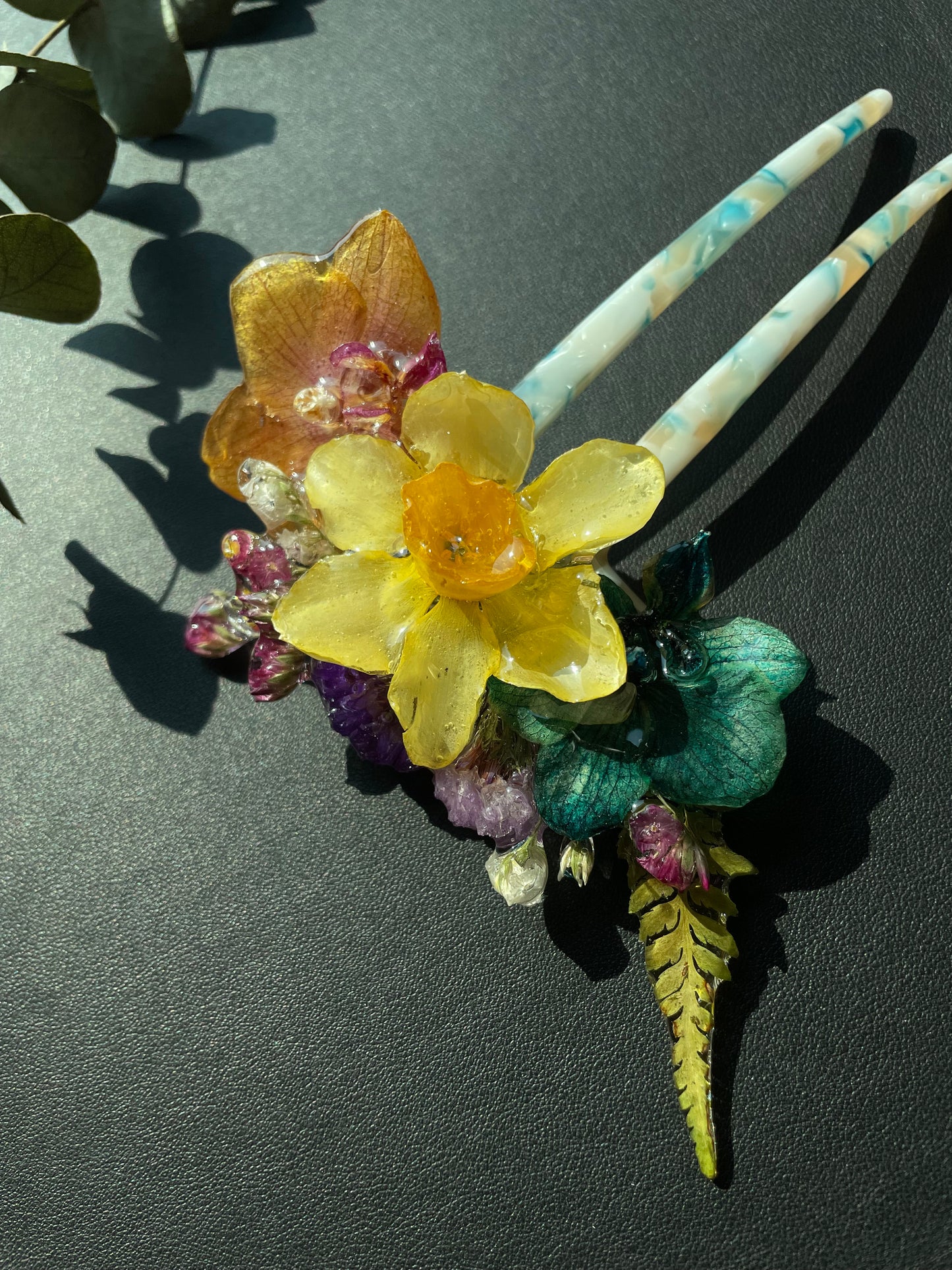 Tropical Sunrise Hair Fork - Orchid & Daffodil
Resin Hairpin