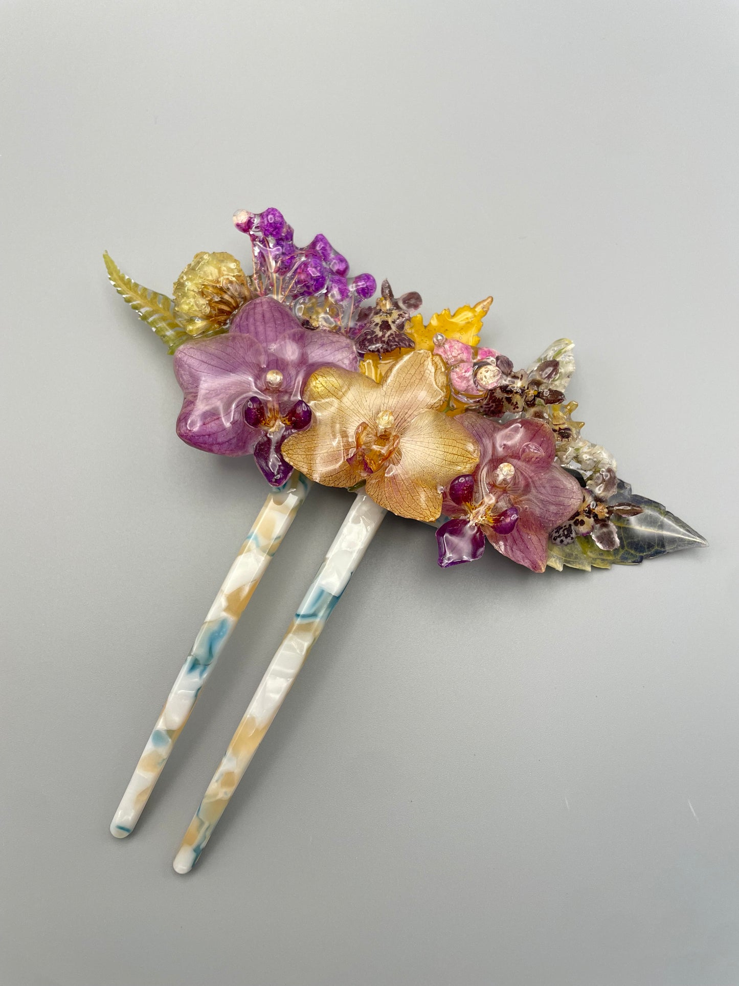 Orchids Bloom Hair Stick - Real Dried Flower Resin
Art Accessory