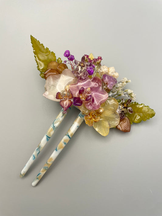 Dried Flower Hair Fork - Handmade Resin Hair Accessory