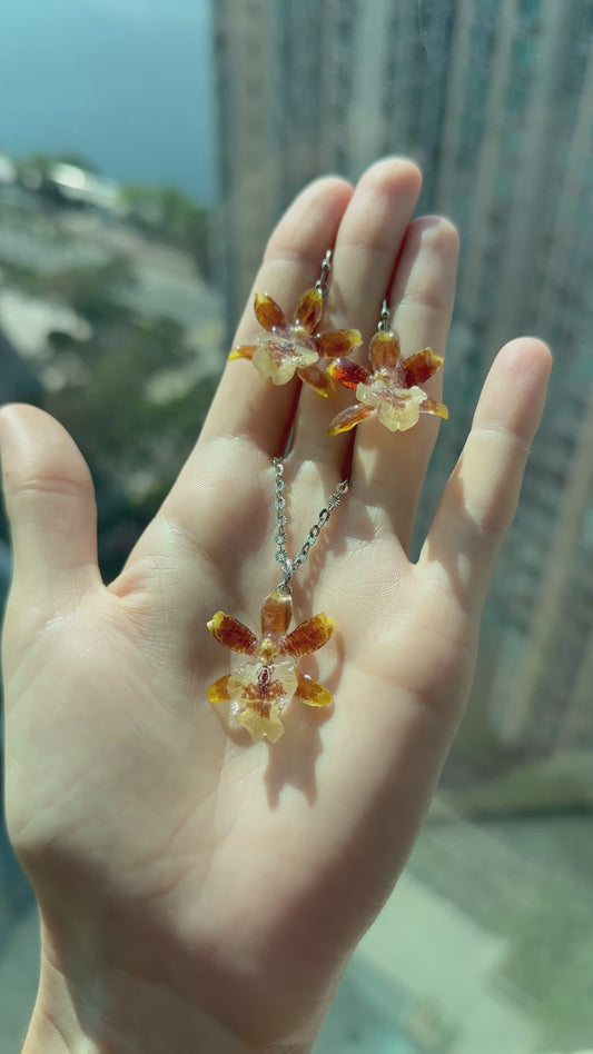 Orchid Jewelry Set🤎